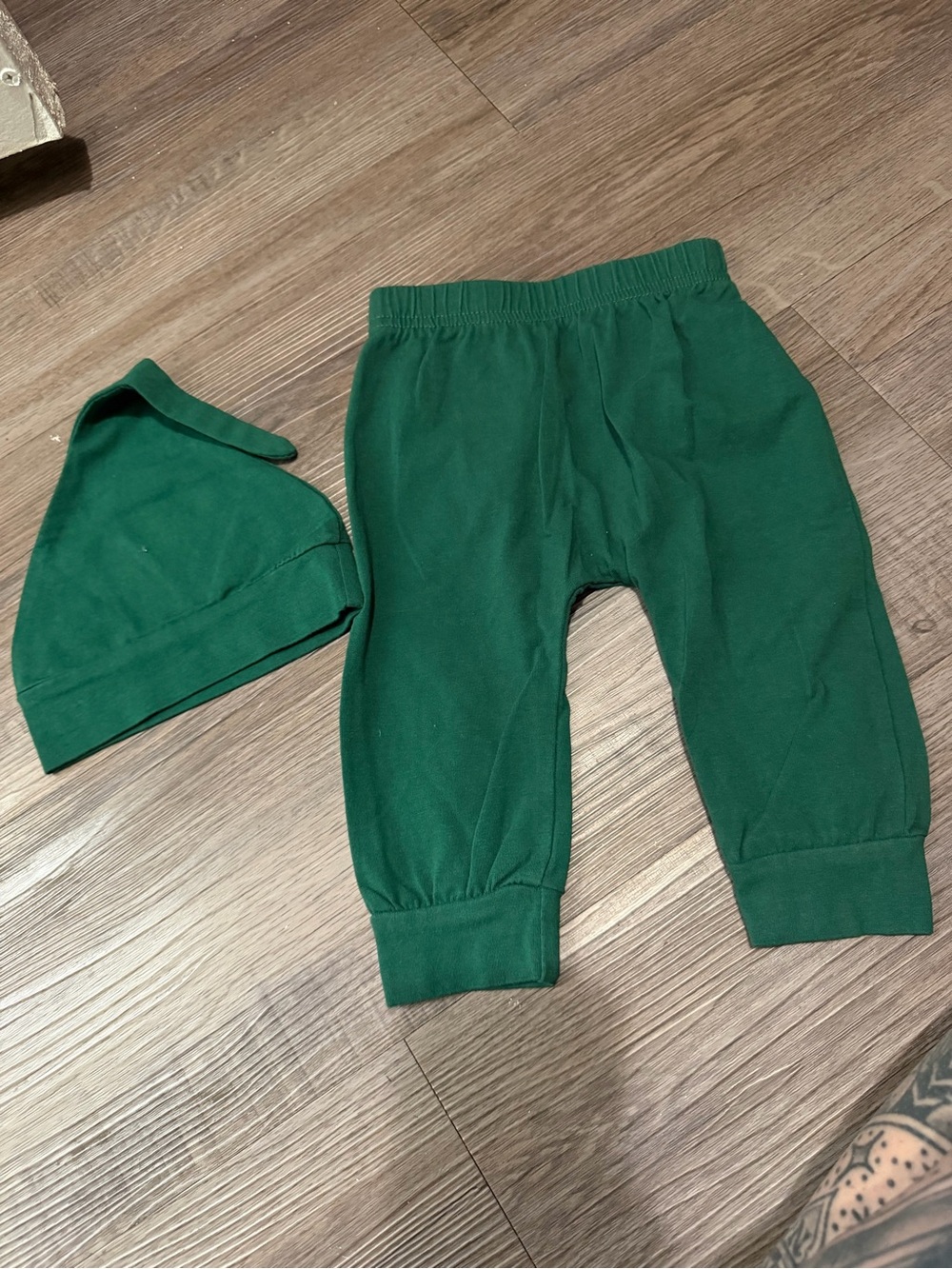 Green Baby Knit Pants and Hat Set- 0-3 months